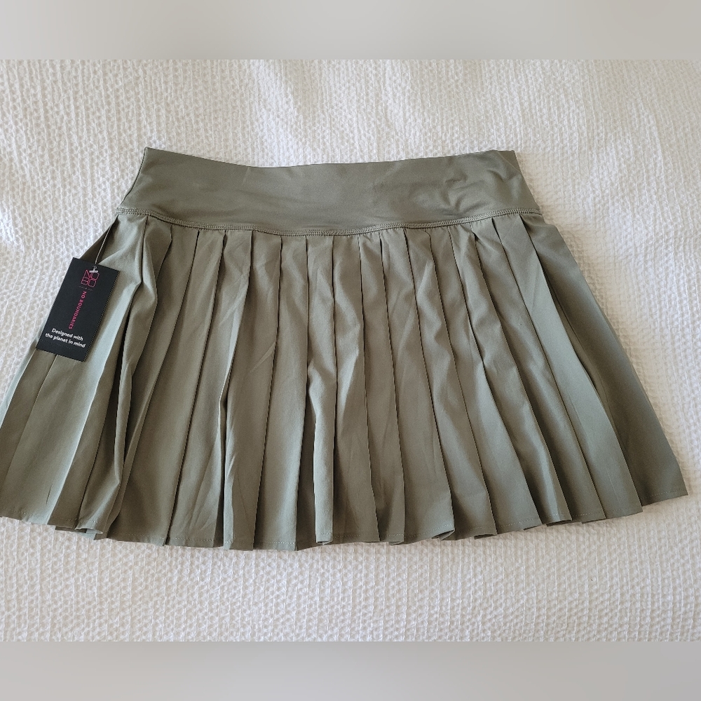 Athletic skirt